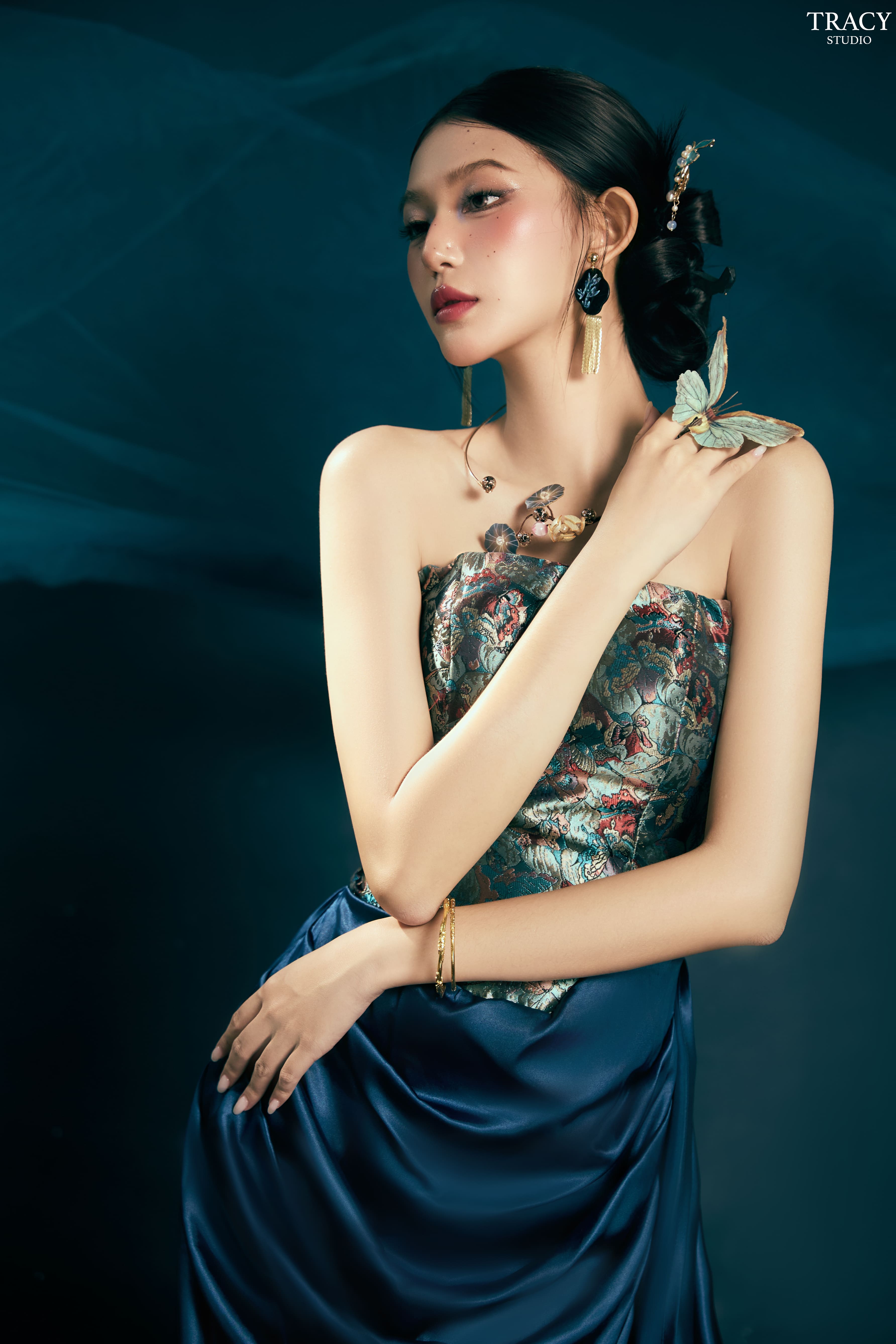 tracy studio chụp yếm lam điệp